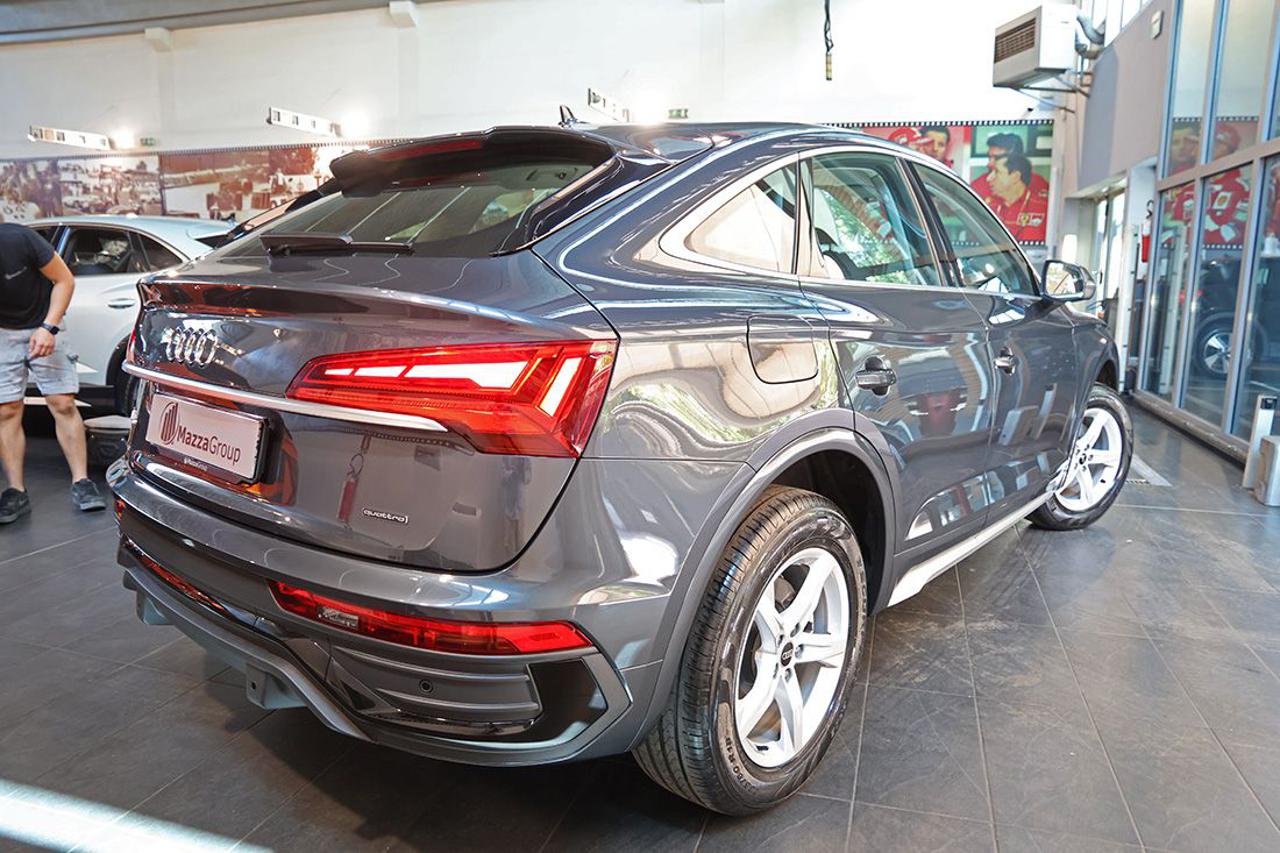 AUDI Q5 40 TDI Sportback Quattro S-Tronic Busin. Advanced - 9