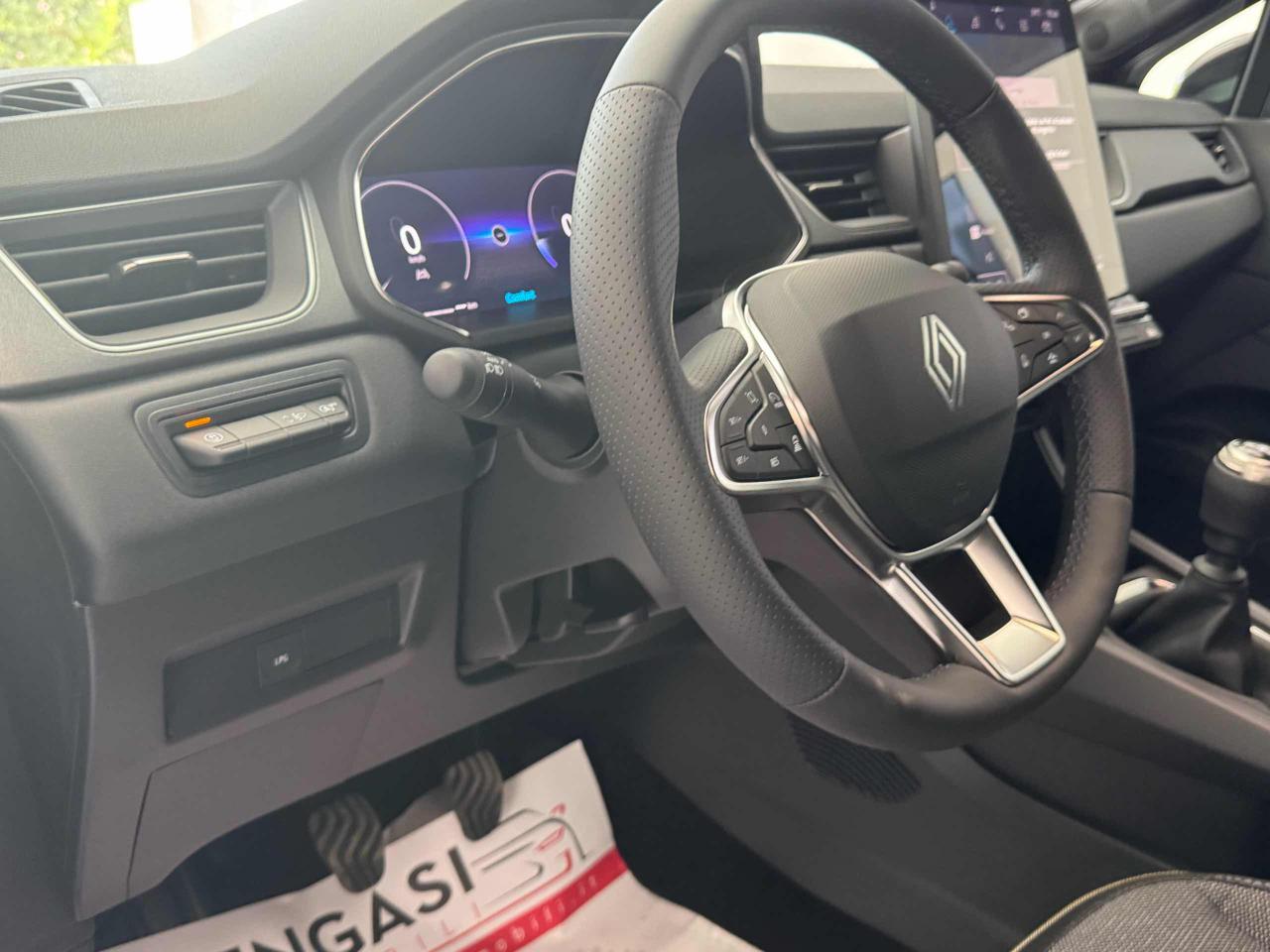 RENAULT Captur TECHNO ECO-G 120 - 10