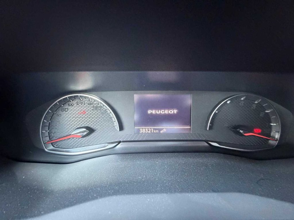 PEUGEOT 208 1.2 puretech Allure s&s 100cv eat8 my20 - 22
