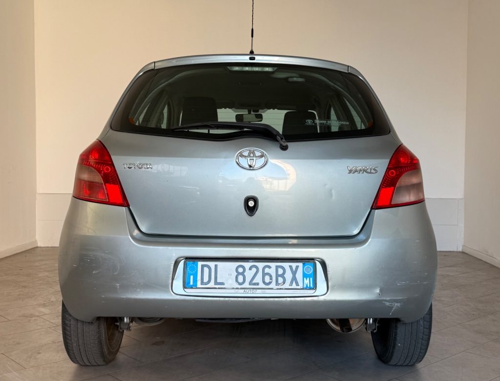 TOYOTA Yaris 1.3 5 porte M-MT SOL - 6