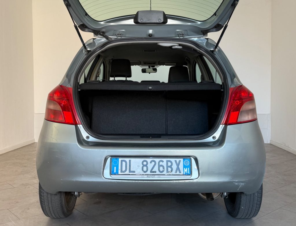 TOYOTA Yaris 1.3 5 porte M-MT SOL - 7