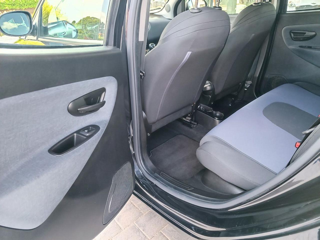 LANCIA Ypsilon 1.2 69 CV 5 porte GPL Ecochic Gold - 7