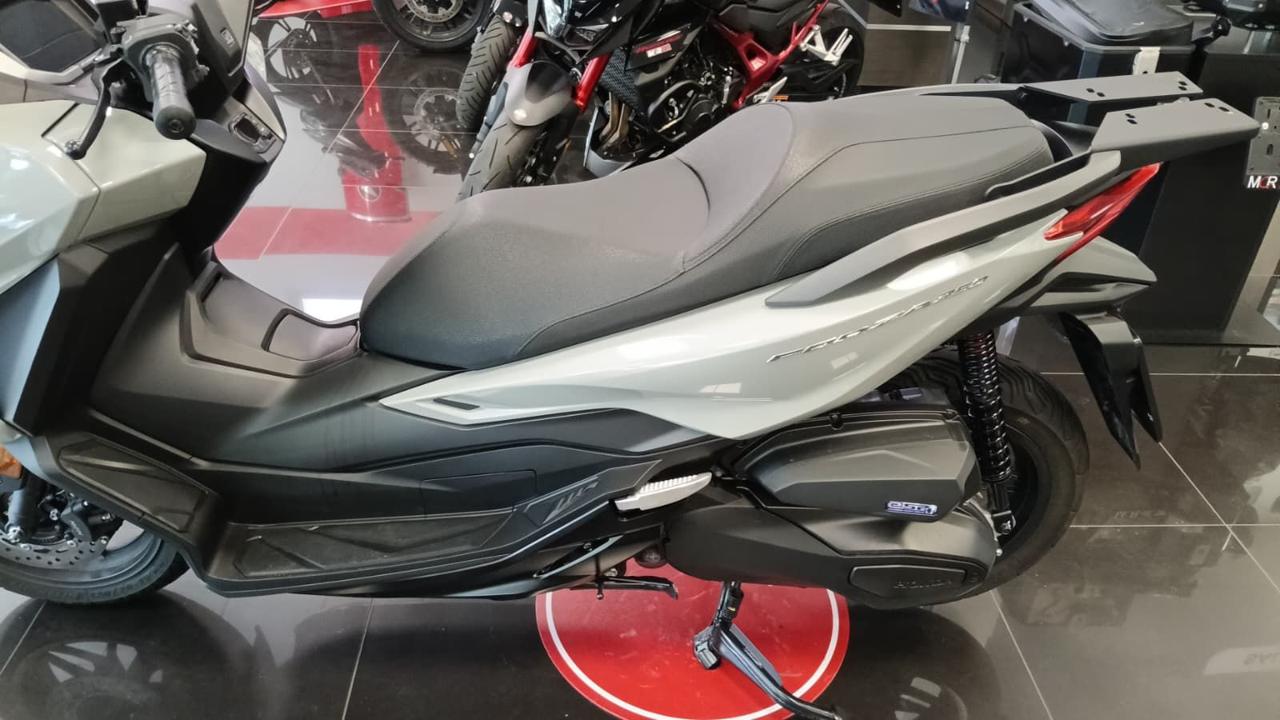 HONDA Forza 350 Standard - 3