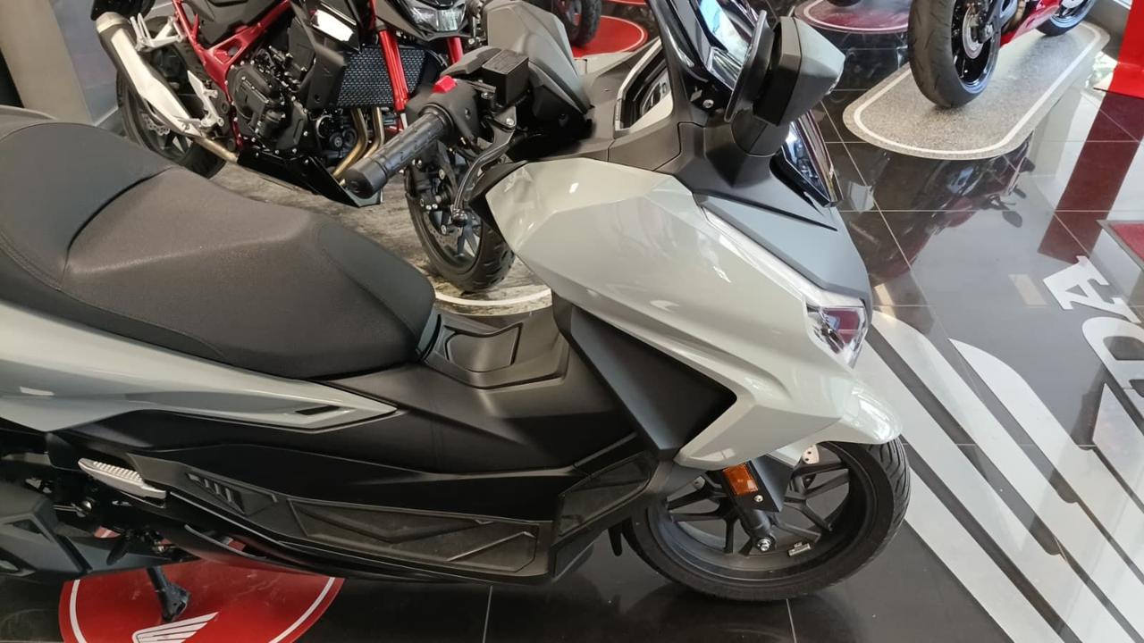 HONDA Forza 350 Standard - 5