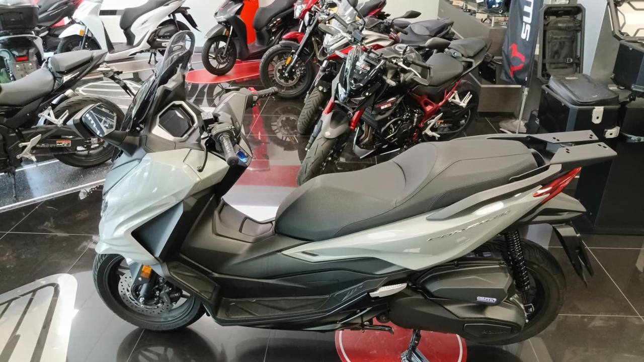 HONDA Forza 350 Standard - 2