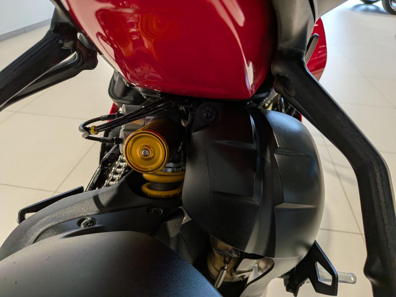 DUCATI Panigale V4 S RED - 20