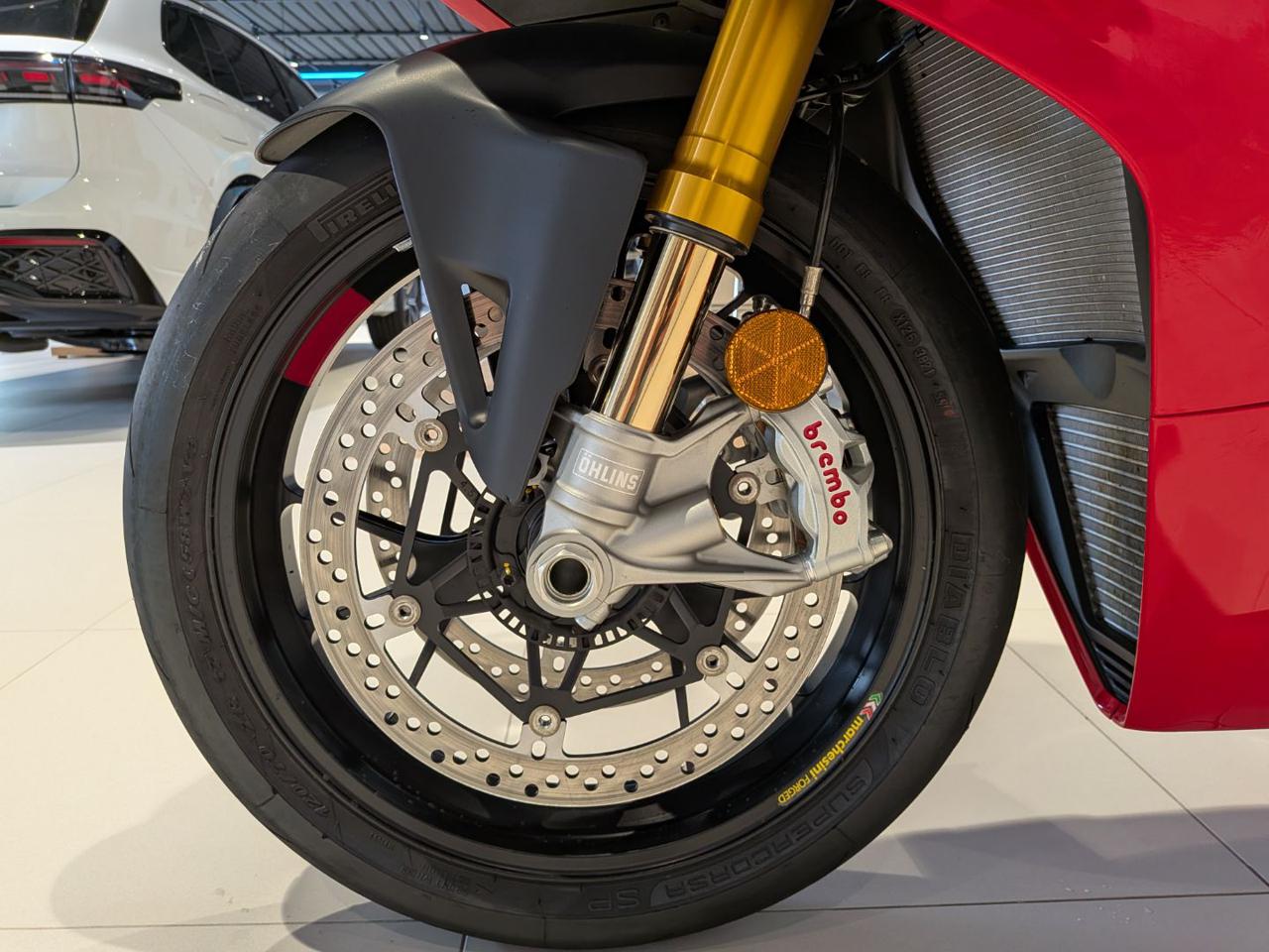 DUCATI Panigale V4 S RED - 15