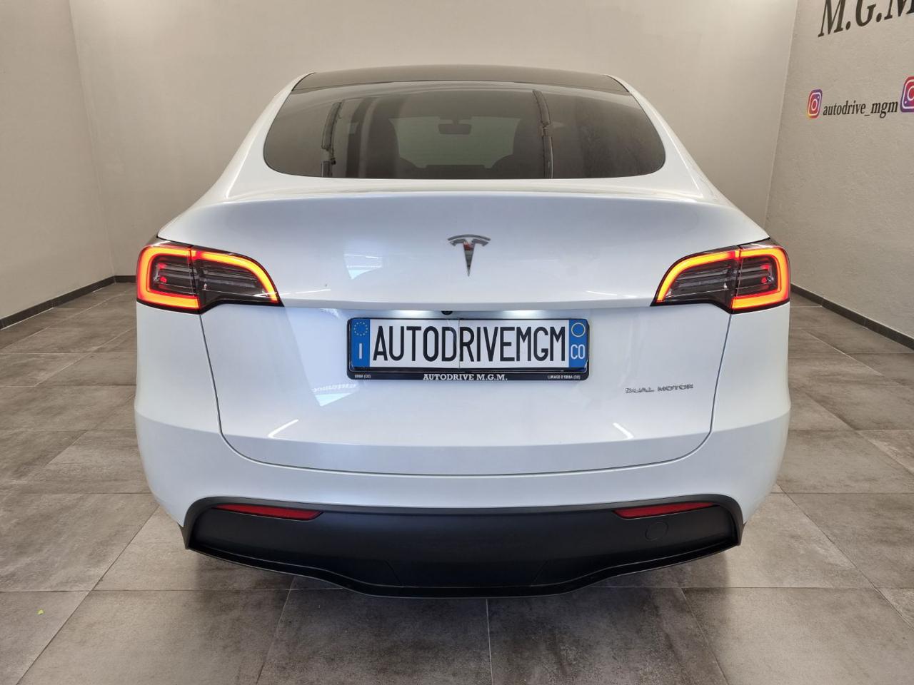 TESLA Model Y Long Range AWD - 3