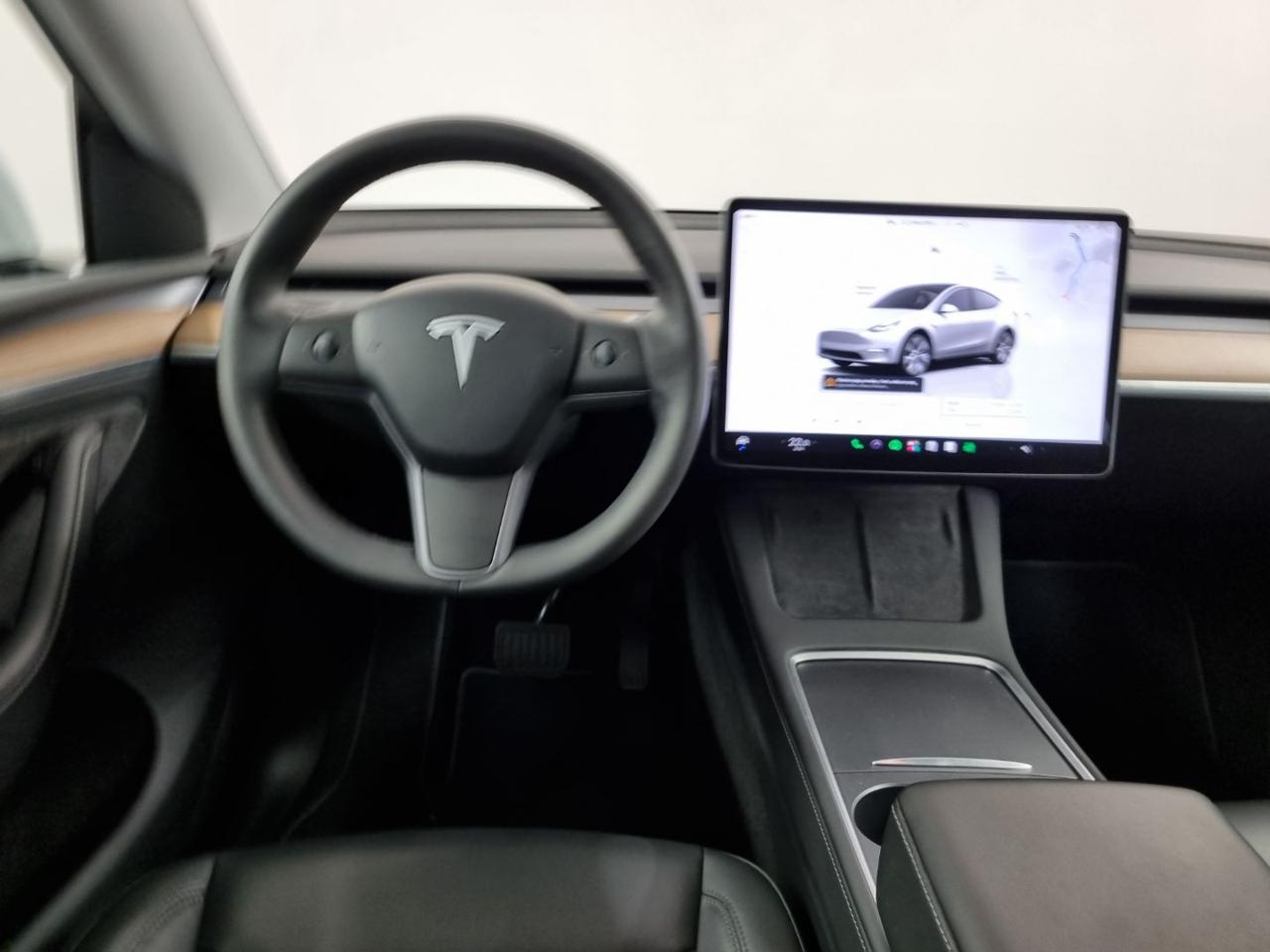 TESLA Model Y Long Range AWD - 7