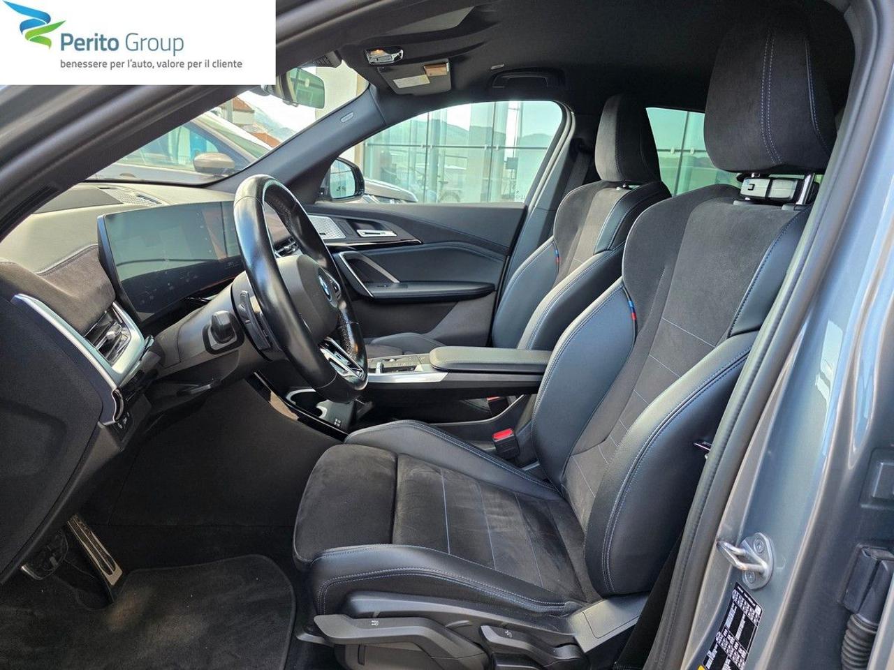 BMW iX2 eDrive 20 Msport - 9