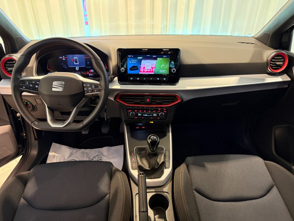 SEAT Arona 1.0 TSI FR ACC LED App Connect Bluetooth - 6