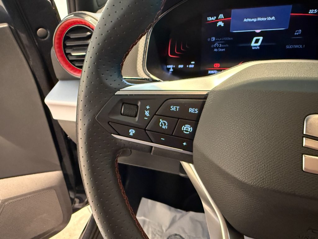 SEAT Arona 1.0 TSI FR ACC LED App Connect Bluetooth - 10