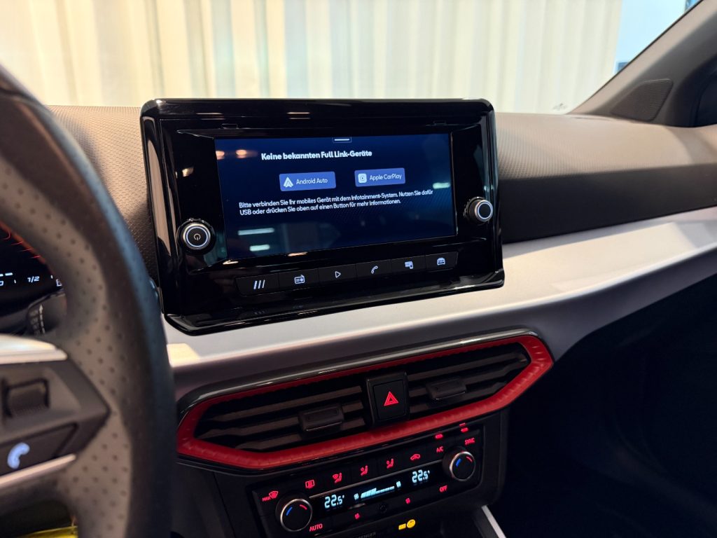 SEAT Arona 1.0 TSI FR ACC LED App Connect Bluetooth - 13