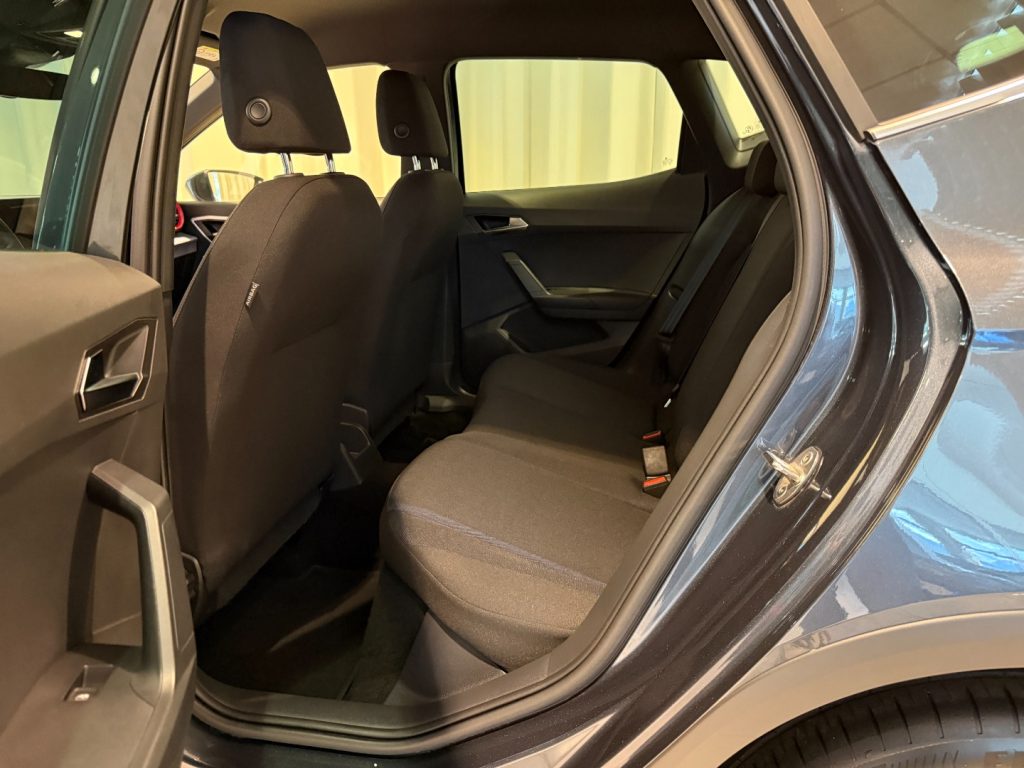 SEAT Arona 1.0 TSI FR ACC LED App Connect Bluetooth - 5