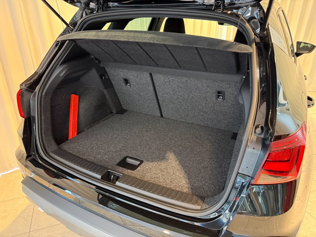 SEAT Arona 1.0 TSI FR ACC LED App Connect Bluetooth - 17