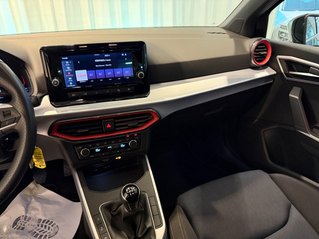 SEAT Arona 1.0 TSI FR ACC LED App Connect Bluetooth - 8