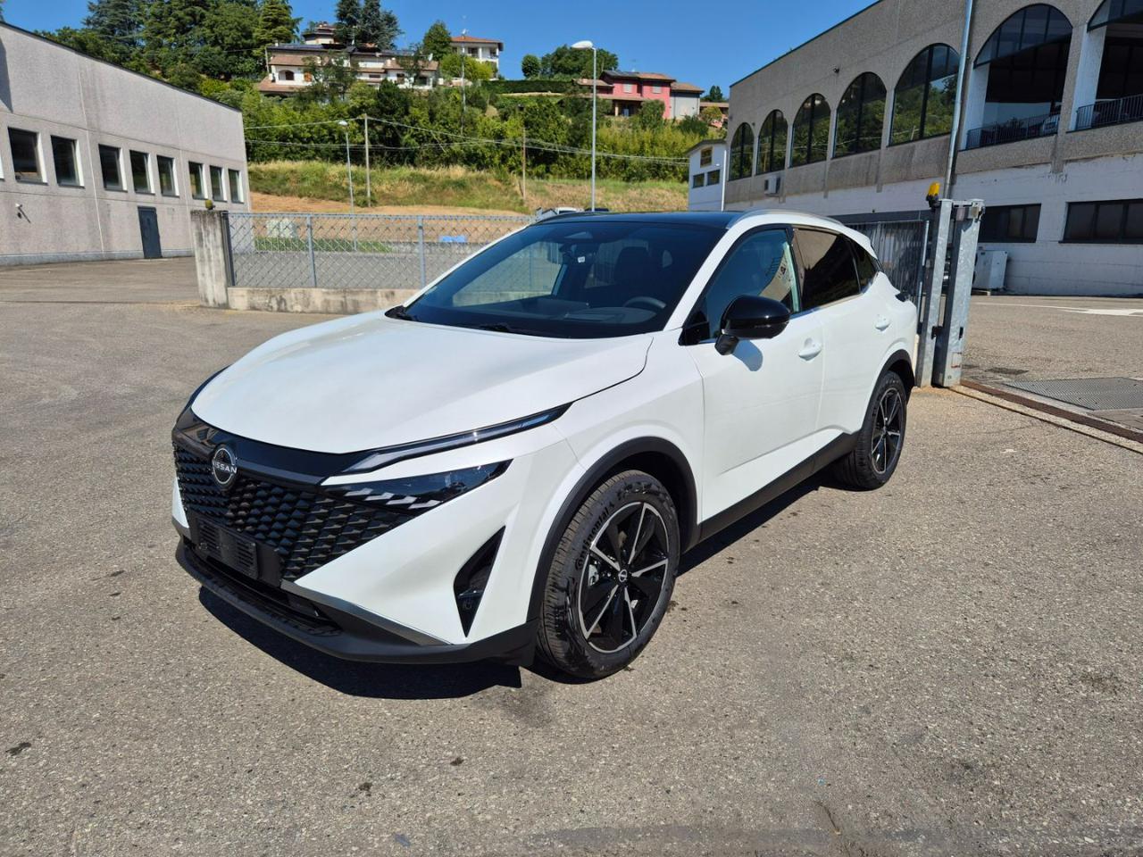 NISSAN Qashqai MHEV 158 CV Xtronic Tekna - 2