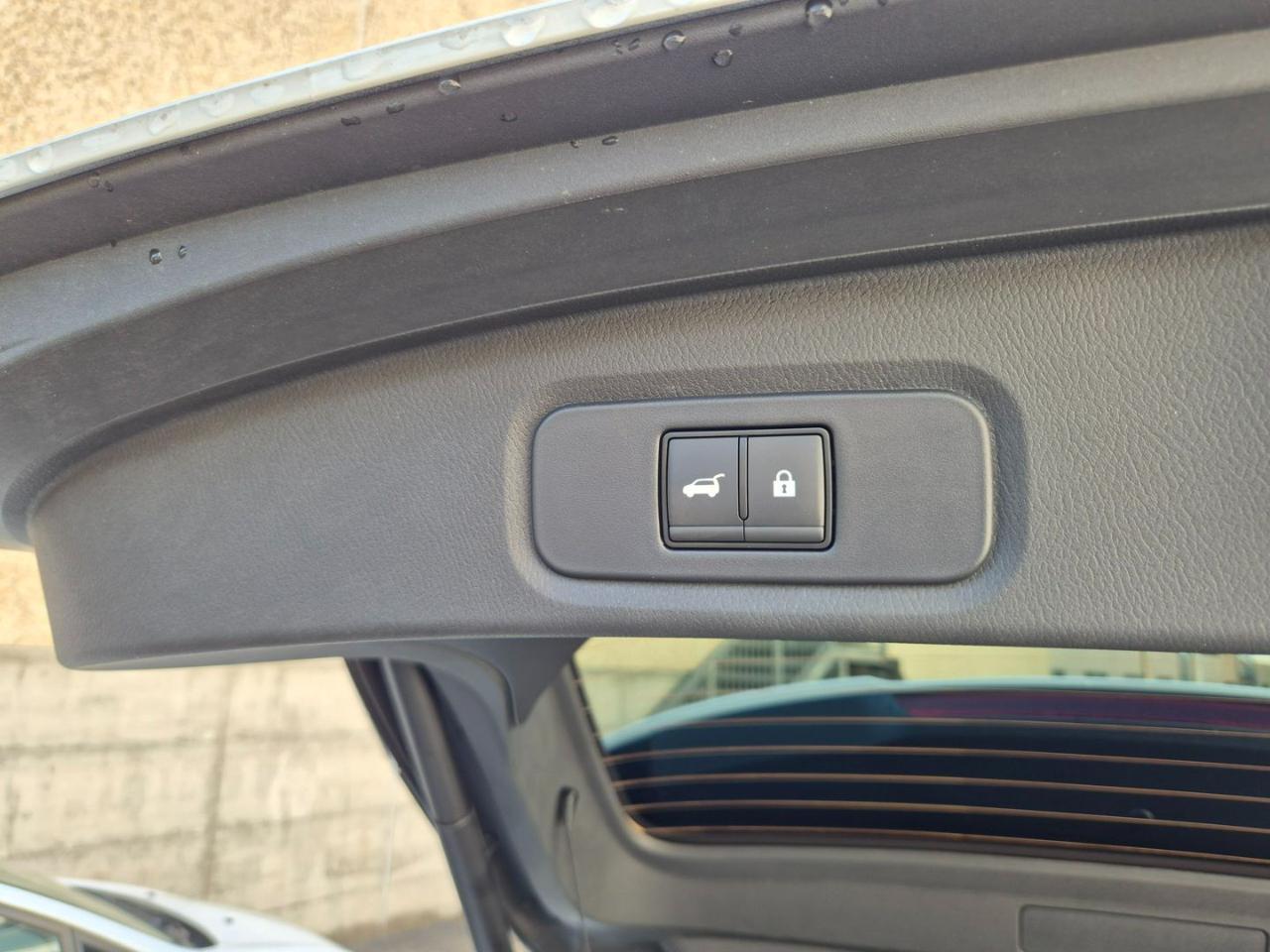 NISSAN Qashqai MHEV 158 CV Xtronic Tekna - 14