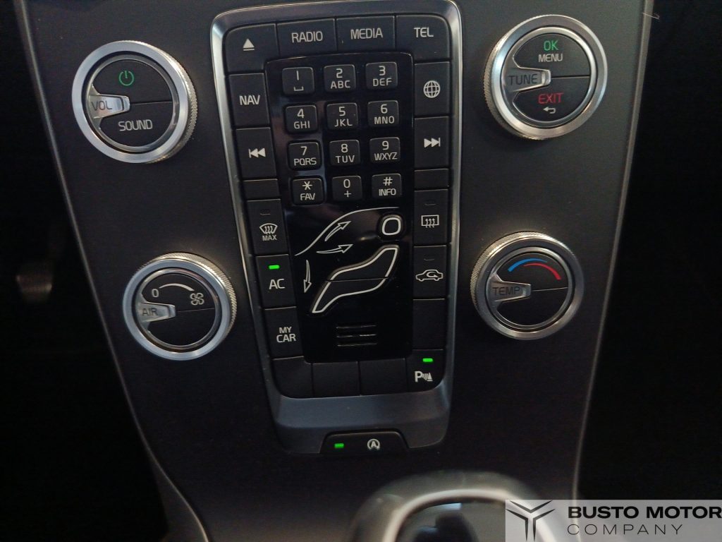 VOLVO V40 V40 2.0 d2 R-design - 15
