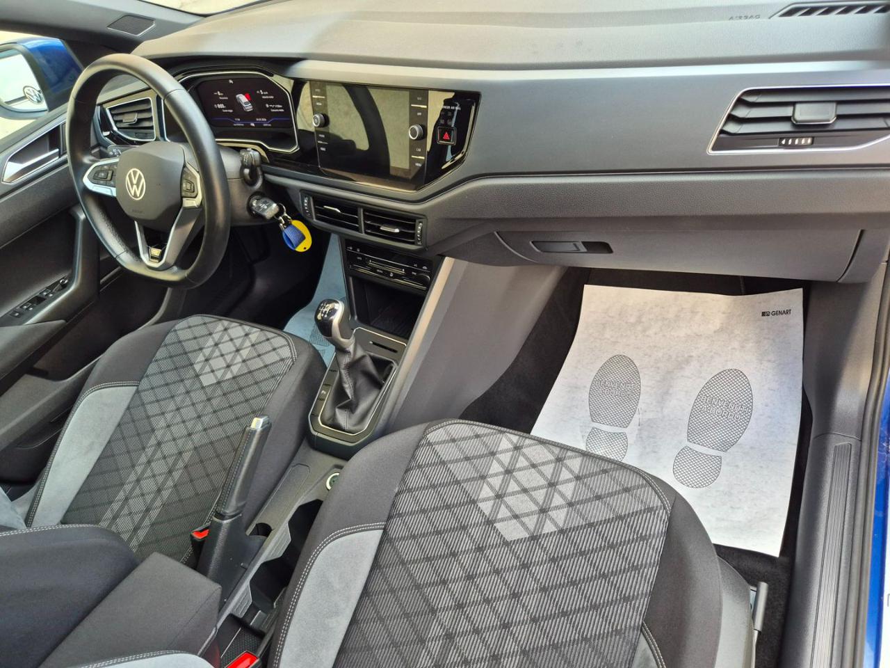 VOLKSWAGEN Taigo 1.0 TSI 115 CV R-Line - 13
