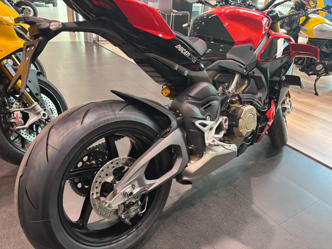 DUCATI Streetfighter V4 S CORSE - 6