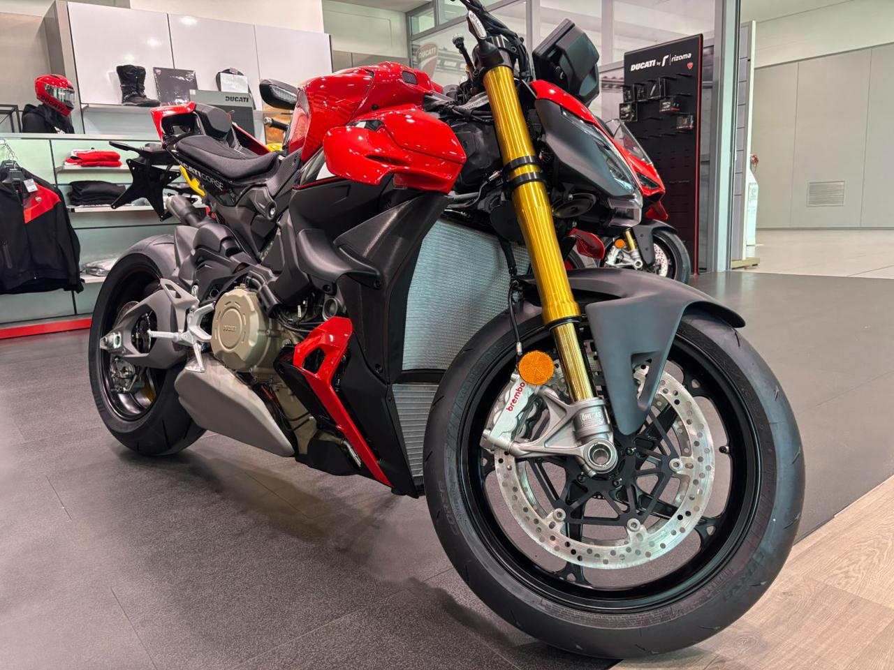 DUCATI Streetfighter V4 S CORSE - 4