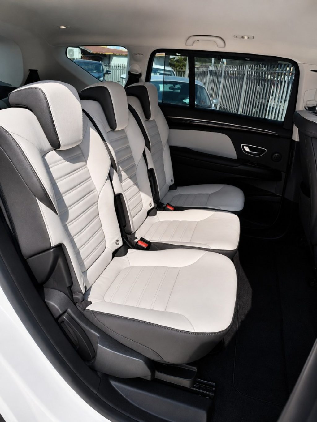 RENAULT Espace Blue dCi 160CV EDC 4Control 7 Posti Pelle Tetto - 18