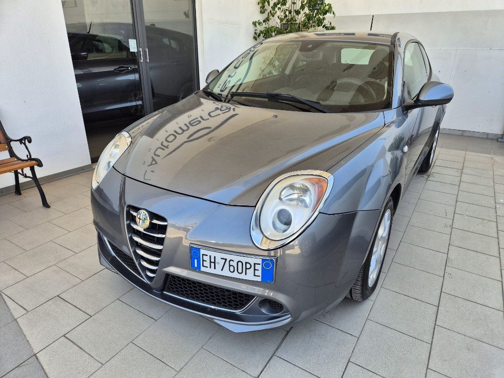 ALFA ROMEO MiTo 1.6 JTDm-2 S&S Distinctive - 2