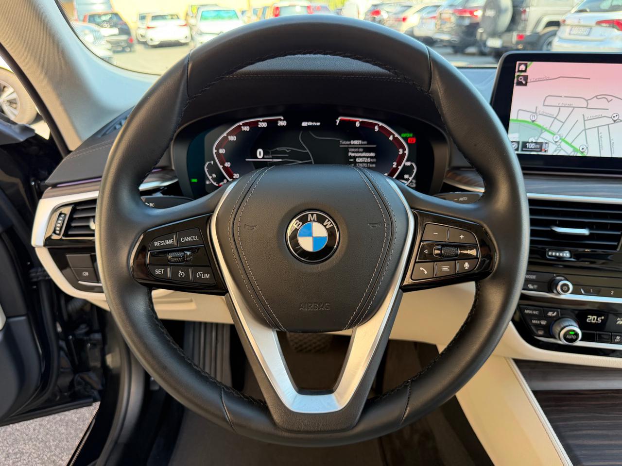 BMW 530 e Luxury (NESSUN VINCOLO) FULL OPTIONAL - 16