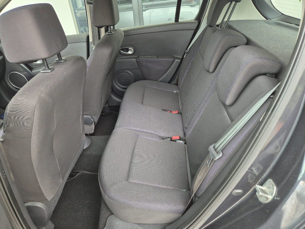 RENAULT Clio 1.5 dCi 85CV 5 porte - 7