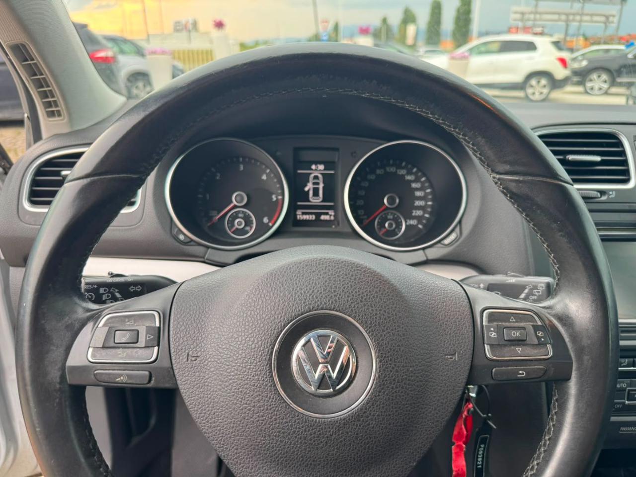 VOLKSWAGEN Golf 1.6 TDI DPF 5p. Highline - 10