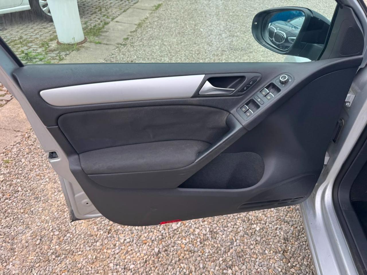 VOLKSWAGEN Golf 1.6 TDI DPF 5p. Highline - 8