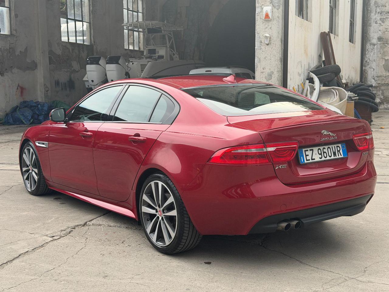 JAGUAR XE 2.0 D Turbo 180CV aut. R-Sport - 8
