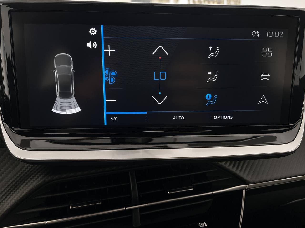 PEUGEOT 2008 Hybrid 145 e-DCS6 Style - 22