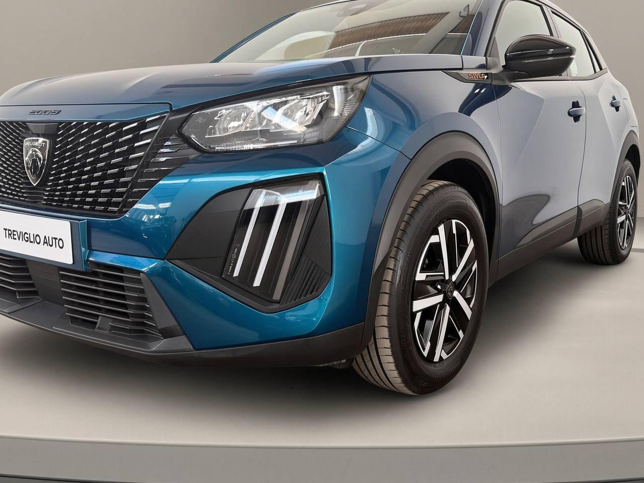 PEUGEOT 2008 Hybrid 145 e-DCS6 Style - 29