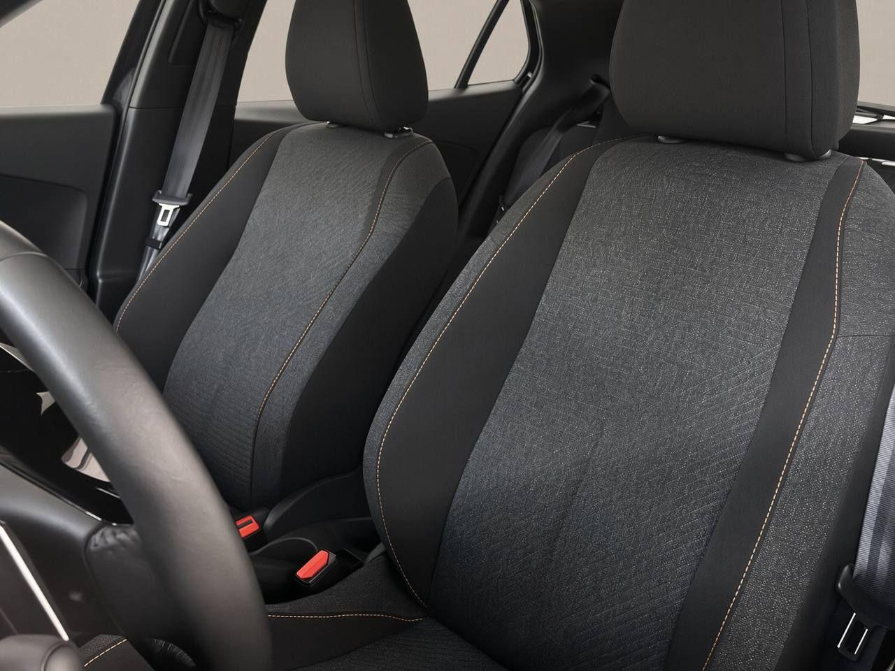 PEUGEOT 2008 Hybrid 145 e-DCS6 Style - 9