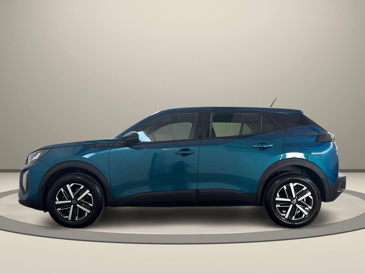 PEUGEOT 2008 Hybrid 145 e-DCS6 Style - 3