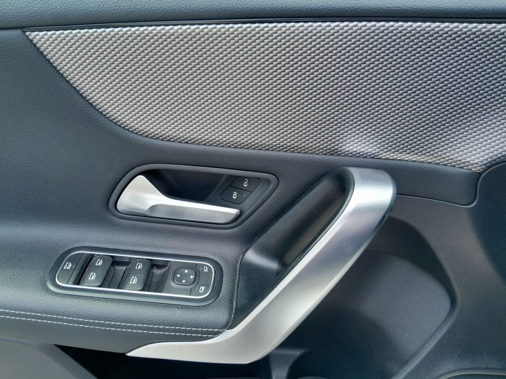 MERCEDES-BENZ CLA sse A A 180 d Automatic - 16