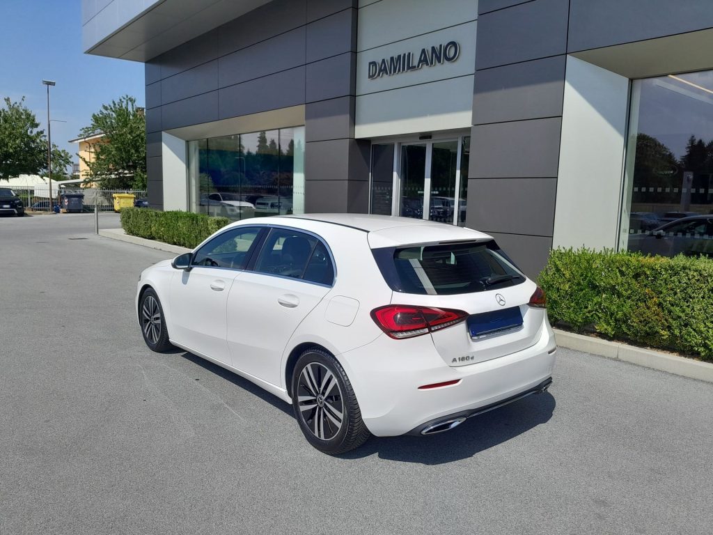 MERCEDES-BENZ CLA sse A A 180 d Automatic IVA ESPOSTA - 6