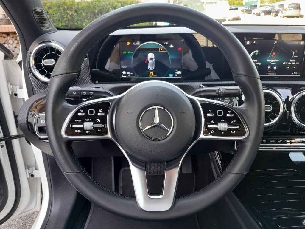MERCEDES-BENZ CLA sse A A 180 d Automatic IVA ESPOSTA - 10