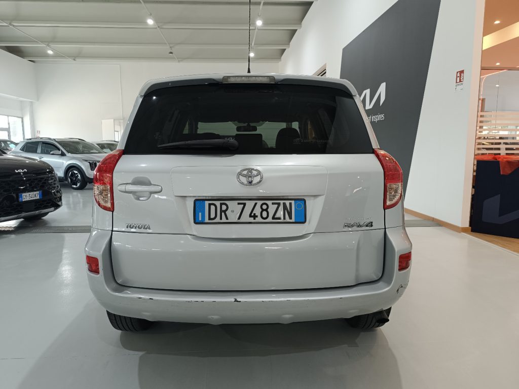 TOYOTA RAV 4 MY23 RAV4 Crossover 2.2 D-4D 136 CV DPF Sol - 5