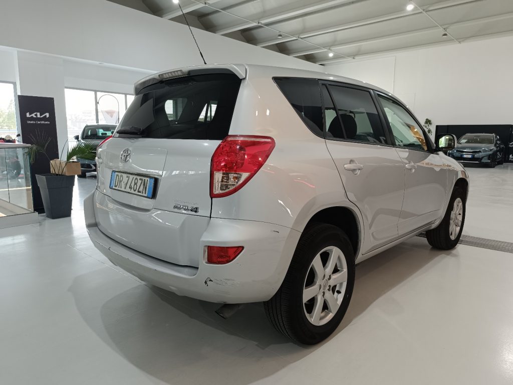 TOYOTA RAV 4 MY23 RAV4 Crossover 2.2 D-4D 136 CV DPF Sol - 4