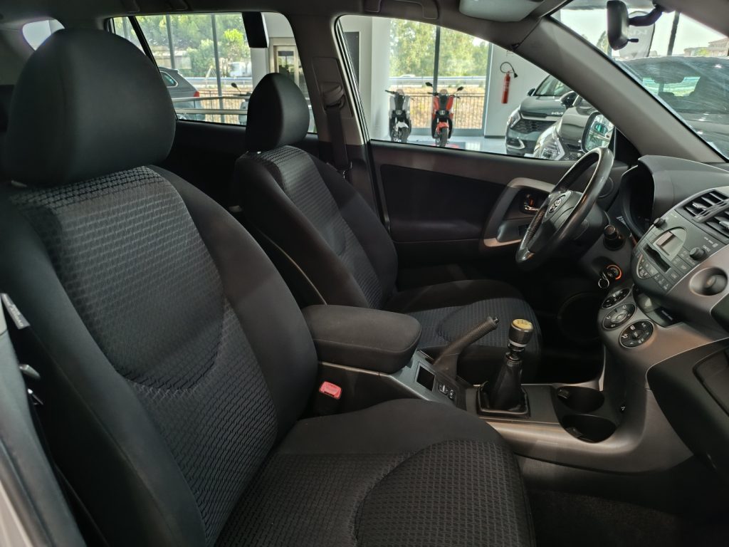 TOYOTA RAV 4 MY23 RAV4 Crossover 2.2 D-4D 136 CV DPF Sol - 8