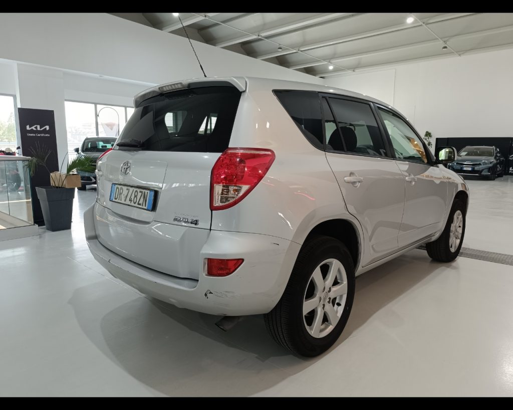 TOYOTA RAV 4 Crossover 2.2 D-4D 136 CV Sol - 6