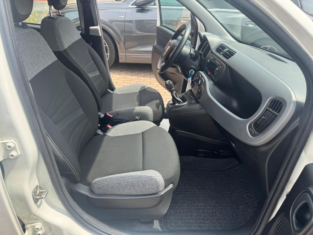 FIAT Panda 1.0 GSE S&S Hybrid Street AUTOCARRO 4 posti - 12