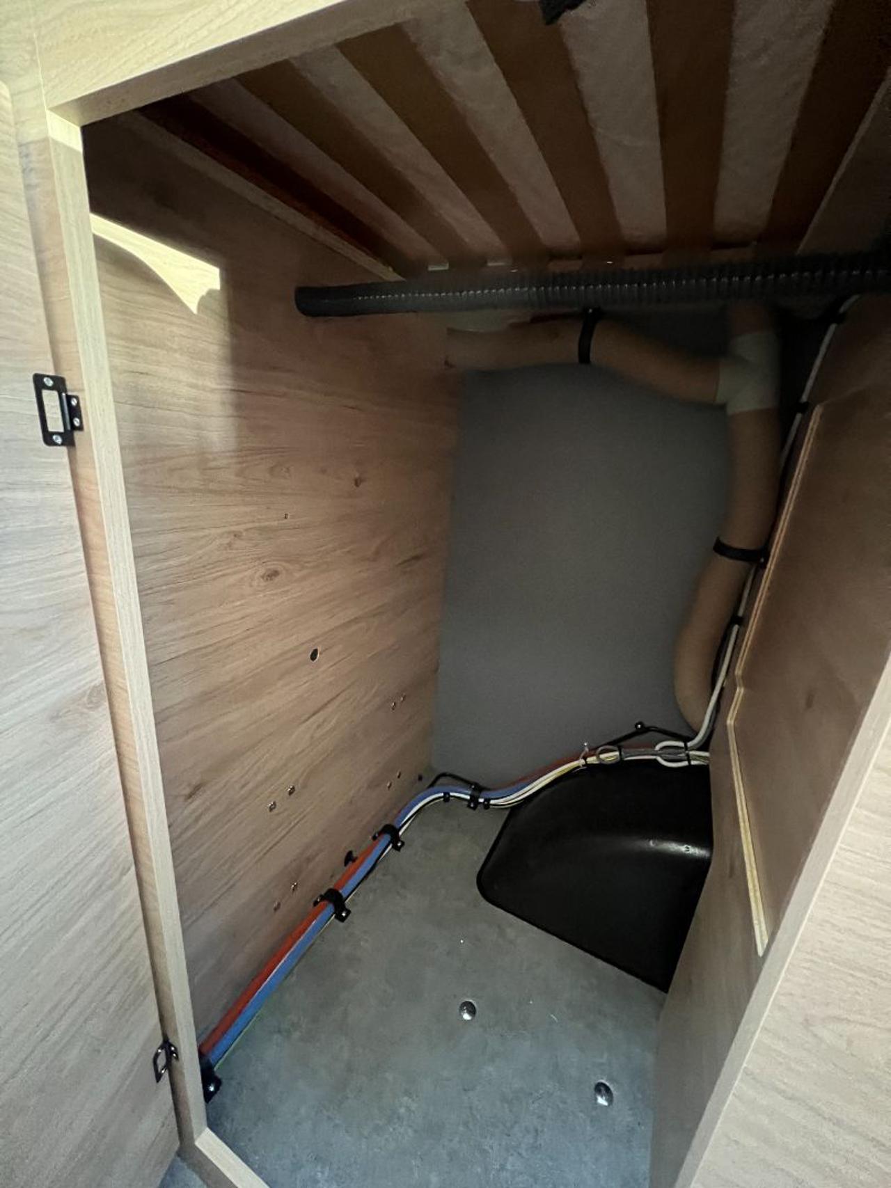 JUST CAMP T6812 EB