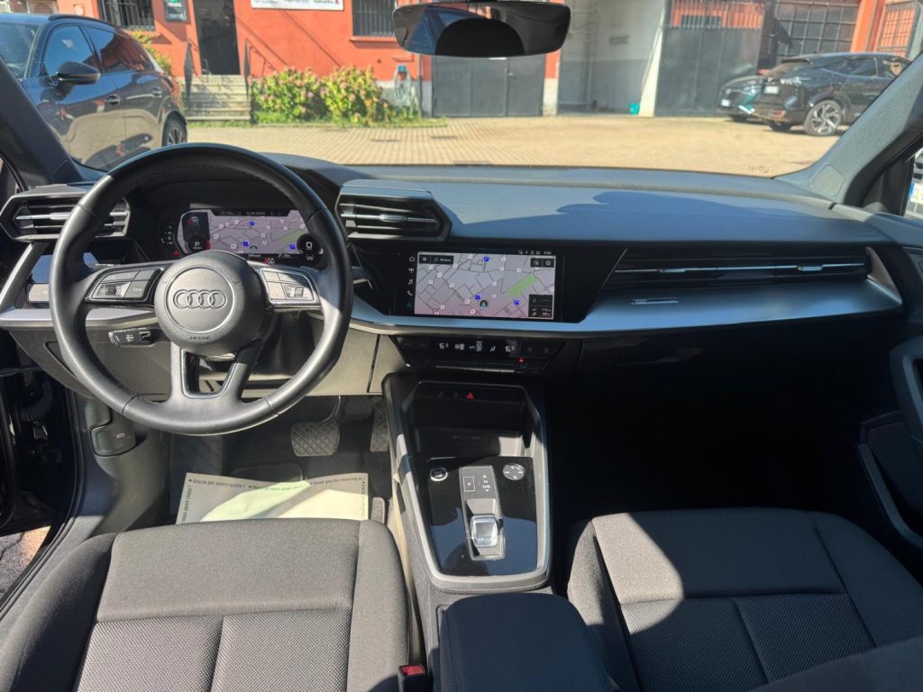 AUDI A3 SPB 35 TDI S tronic Business - 9