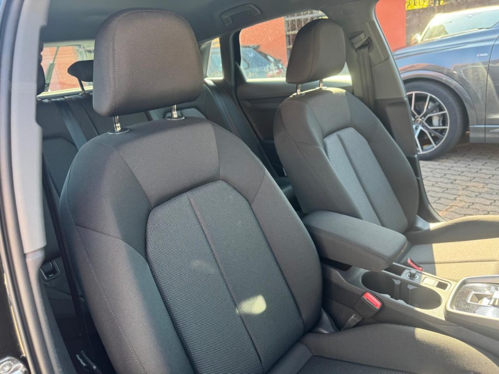 AUDI A3 SPB 35 TDI S tronic Business - 18