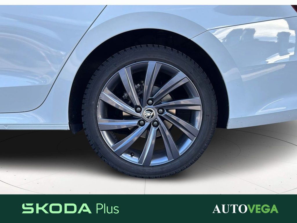 SKODA Octavia wagon 2.0 tdi evo executive 150cv dsg - 7