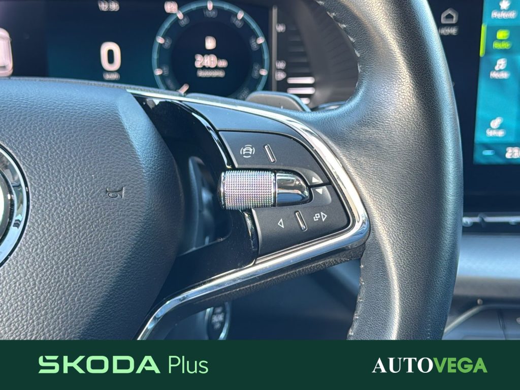 SKODA Octavia wagon 2.0 tdi evo executive 150cv dsg - 18